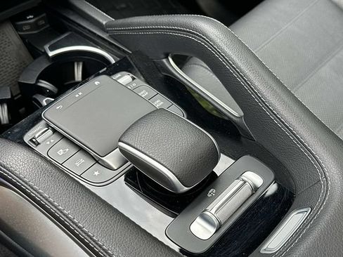 Certified 2024 Mercedes-Benz GLS 450 4MATIC image 33