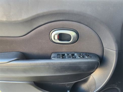 Used 2016 Kia Soul image 20