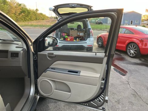 Used 2007 Jeep Compass Sport w/ PWR Equipment Group image 19