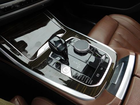 Used 2019 BMW X7 xDrive50i w/ Premium Package image 20