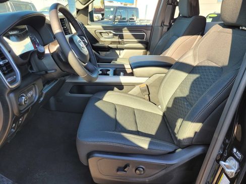New 2026 RAM 1500 Big Horn AWD/4WD image 11