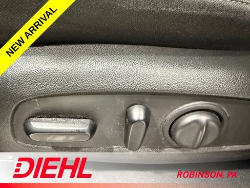 Used 2021 Chevrolet Equinox LT image 20