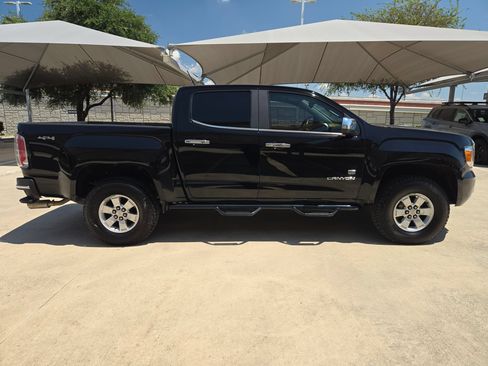 Used 2017 GMC Canyon SLT w/ Driver Alert Package AWD/4WD image 2