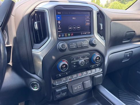 Used 2020 Chevrolet Silverado 1500 LT Trail Boss AWD/4WD image 27