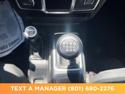 Used 2022 Jeep Wrangler Unlimited Sport AWD/4WD image 25