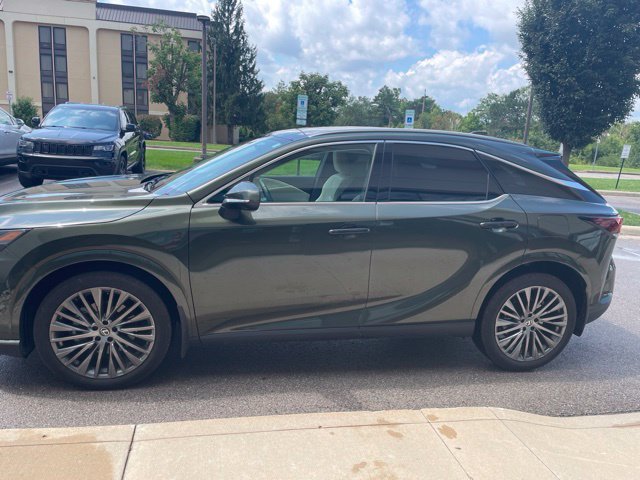 Used 2024 Lexus RX 350 AWD w/ Convenience Package image 3