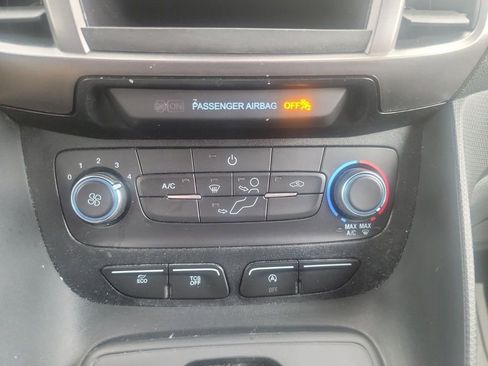 Used 2021 Ford Transit Connect XL image 18