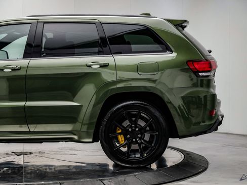 Used 2021 Jeep Grand Cherokee Trackhawk w/ Trailer Tow Group IV AWD/4WD image 11