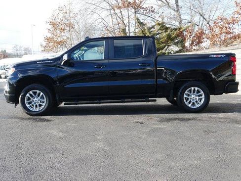 Used 2023 Chevrolet Silverado 1500 RST AWD/4WD image 3