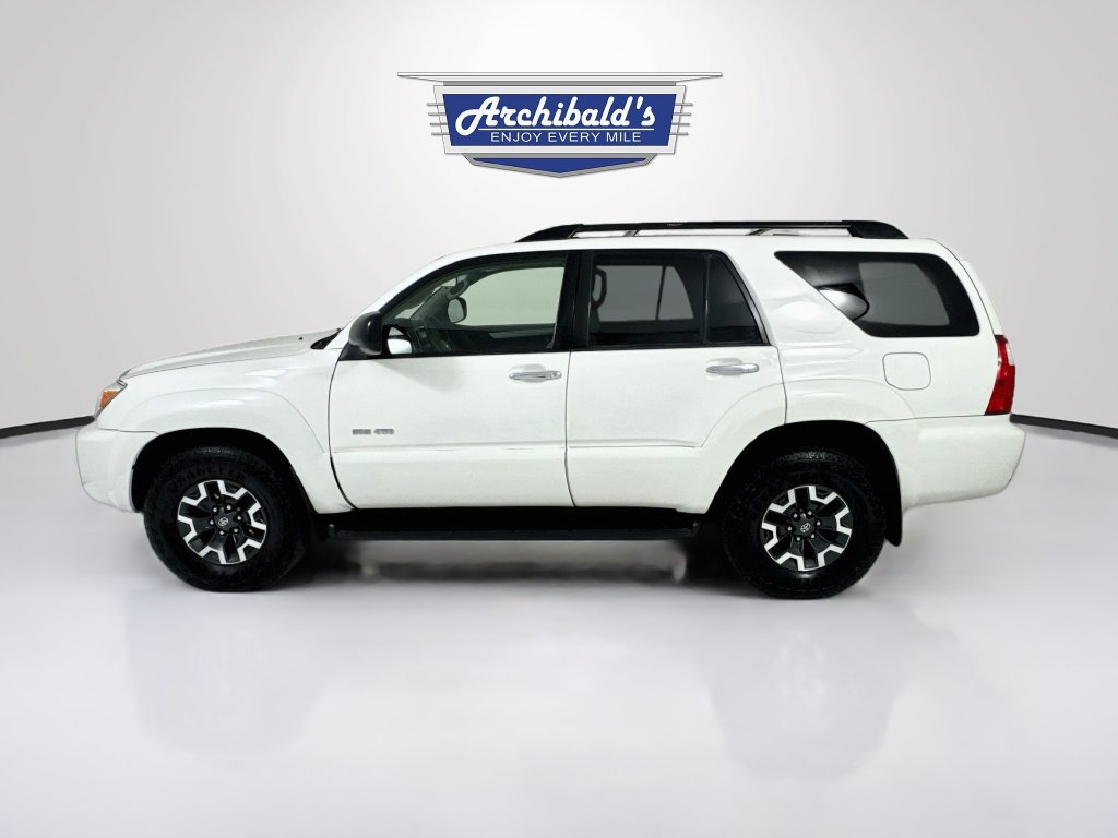 Used 2007 Toyota 4Runner SR5 AWD/4WD image 4