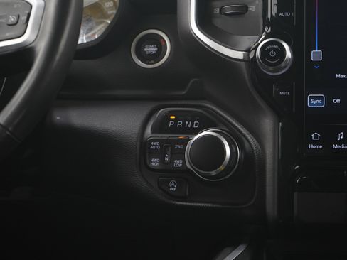 Used 2023 RAM 1500 Big Horn AWD/4WD image 16