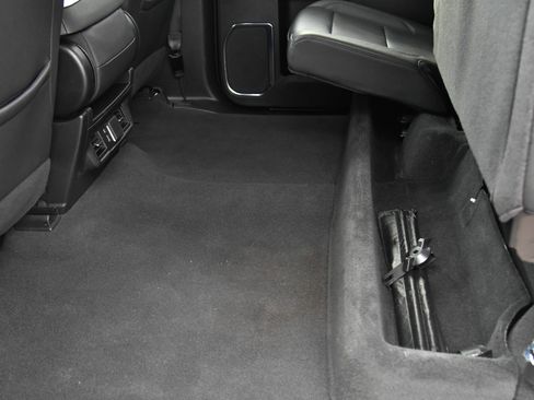 Used 2024 GMC Sierra 1500 SLT image 36