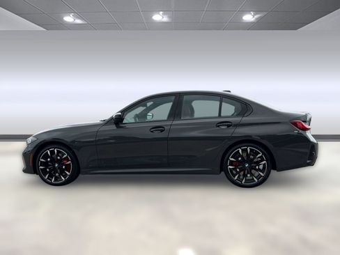 Used 2026 BMW 330i Sedan w/ M Sport Package RWD image 2