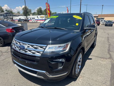 Used 2019 Ford Explorer Limited w/ Class III Trailer Tow Package FWD image 2