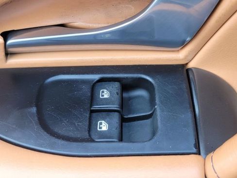 Used 2018 Maserati GranTurismo Sport image 25