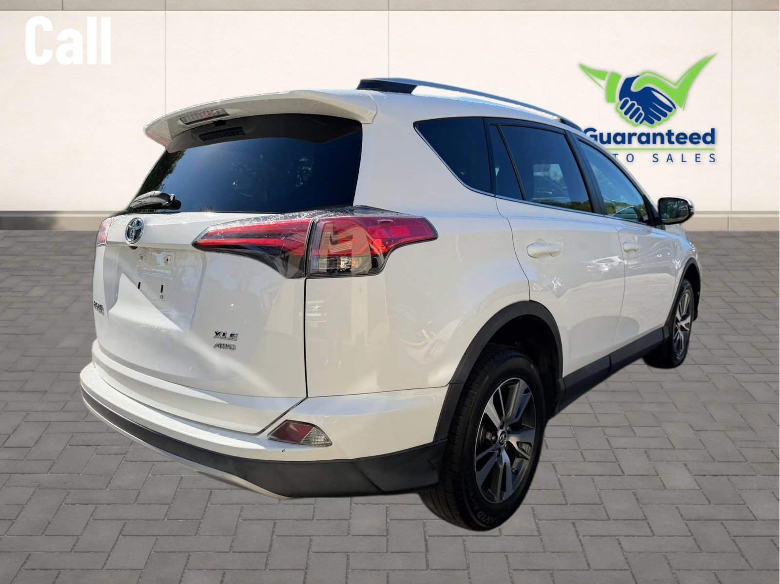 Used 2016 Toyota RAV4 XLE AWD/4WD image 7