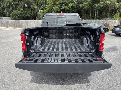 Used 2025 RAM 1500 Laramie image 31