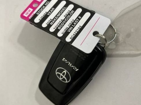 Used 2024 Toyota RAV4 XLE w/ Convenience Package AWD/4WD image 33