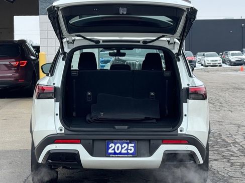 Used 2025 INFINITI QX60 Luxe w/ Black Edition image 32