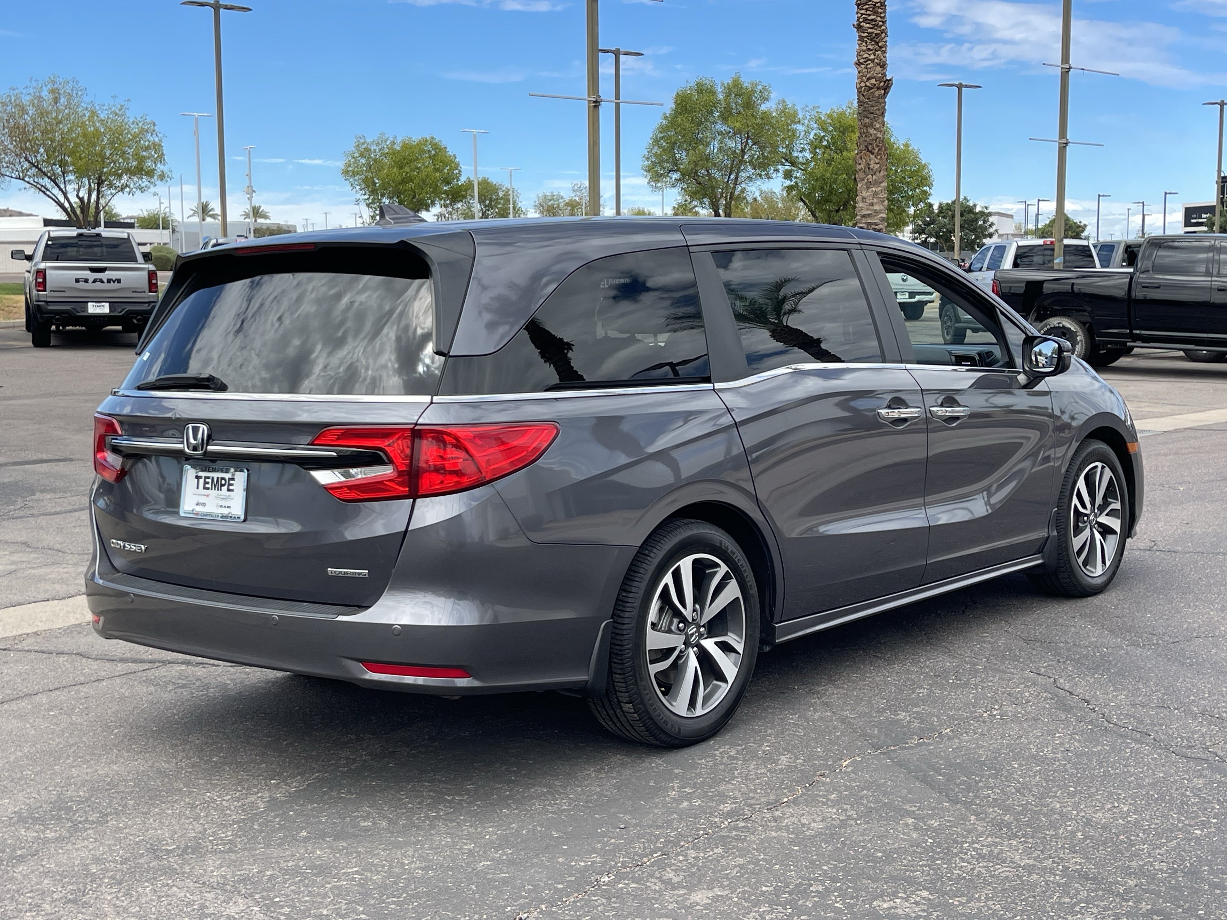 Used 2021 Honda Odyssey Touring image 5