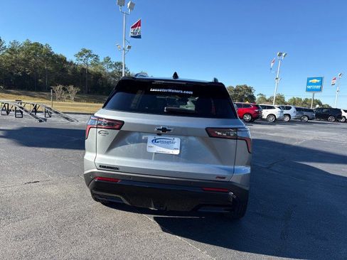 New 2026 Chevrolet Equinox RS w/ Convenience Package III image 5