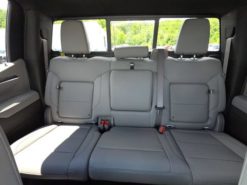 New 2026 Chevrolet Silverado 1500 LTZ w/ Z71 Off-Road Package AWD/4WD image 26
