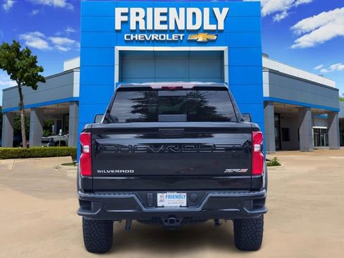 Used 2025 Chevrolet Silverado 1500 ZR2 w/ Technology Package image 6