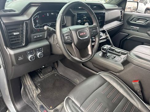 Used 2023 GMC Sierra 1500 AT4X image 18