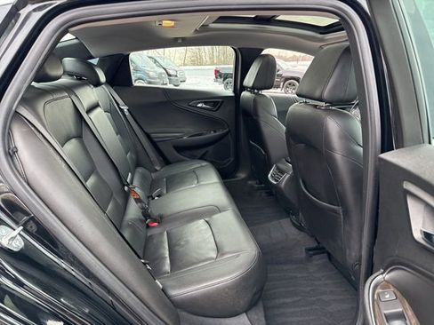 Used 2020 Chevrolet Malibu Premier image 13