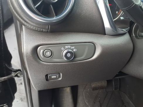 Certified 2023 Chevrolet Blazer LT w/ Convenience Package image 12