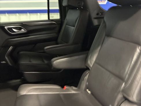 Used 2021 Chevrolet Suburban Z71 w/ Z71 Off-Road Package image 50