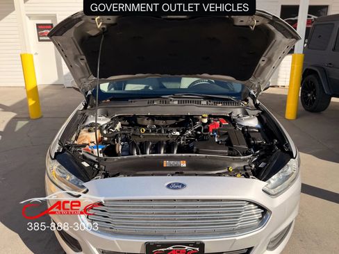 Used 2018 Ford Fusion S image 16