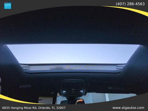 Used 2015 Audi A8 L 4.0T w/ Premium Package image 23