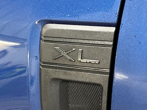 Used 2024 Ford Maverick XL image 11