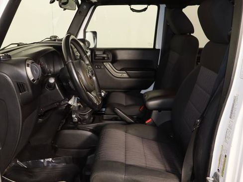 Used 2011 Jeep Wrangler Unlimited Sport image 17