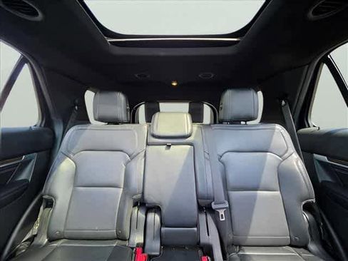 Used 2017 Ford Explorer Limited w/ Equipment Group 301A AWD/4WD image 30