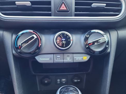 Used 2020 Hyundai Kona SEL w/ Cargo Package image 27