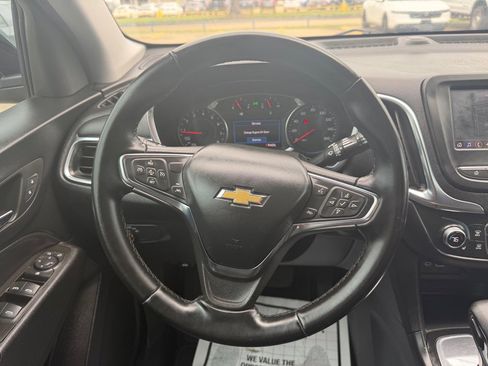 Used 2023 Chevrolet Equinox LT FWD image 29