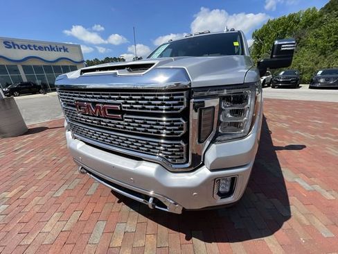 Used 2020 GMC Sierra 2500 Denali w/ Denali Ultimate Package AWD/4WD image 23