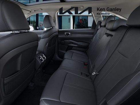 New 2026 Kia Sorento S w/ S Panoramic Sunroof Package FWD image 18