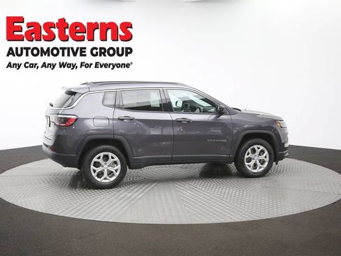 Used 2024 Jeep Compass Latitude AWD/4WD image 38