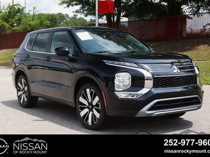 Used 2025 Mitsubishi Outlander SE