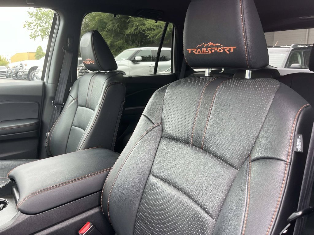 Used 2024 Honda Passport TrailSport image 33