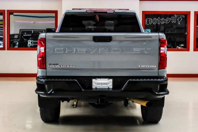 Used 2025 Chevrolet Silverado 2500 Custom w/ Custom Value Package AWD/4WD image 11