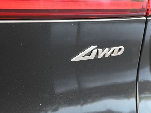 Used 2022 Genesis GV70 2.5T w/ Sport Prestige Package AWD/4WD image 40