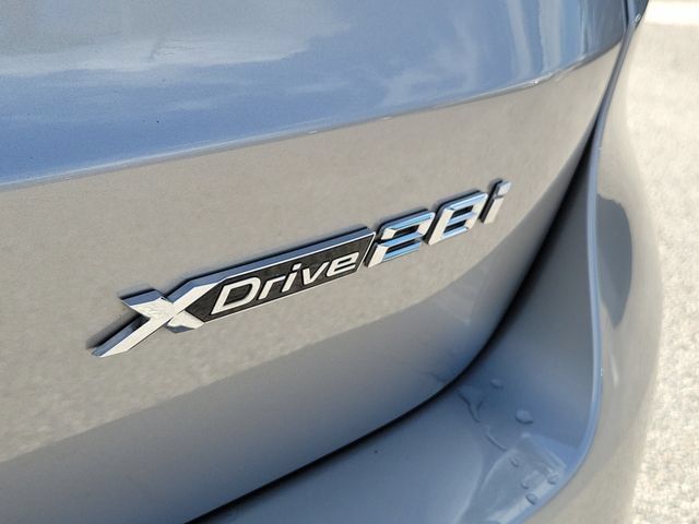 Used 2025 BMW X1 xDrive28i AWD/4WD image 8