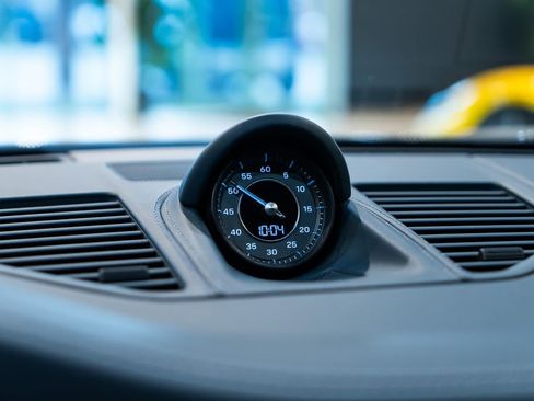 Used 2021 Porsche 911 Turbo S image 29