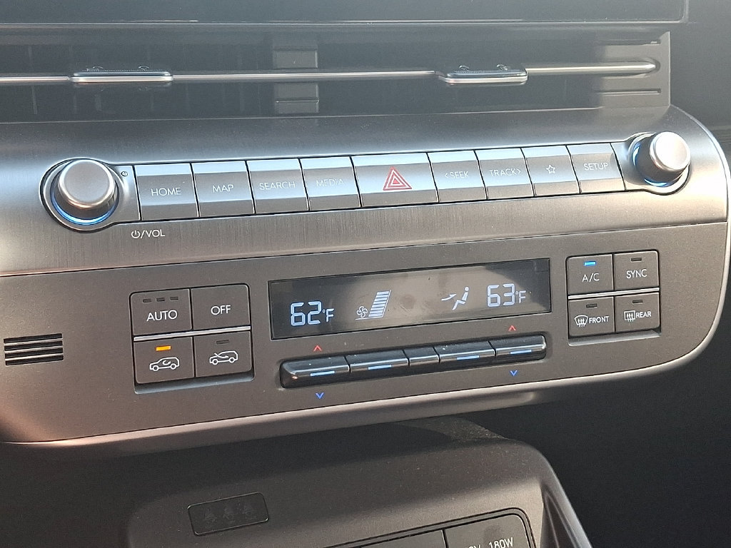 Used 2026 Hyundai Kona SEL Premium AWD/4WD image 15
