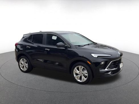 Used 2025 Buick Encore GX Preferred image 2