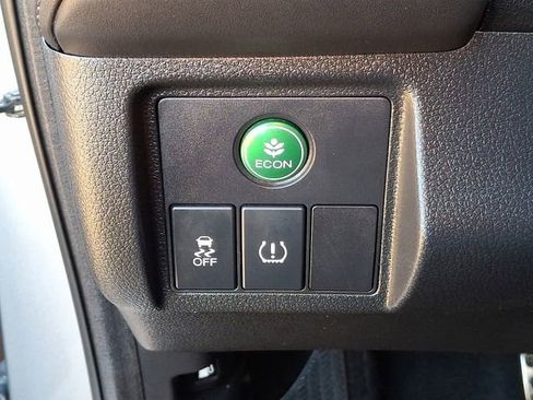 Used 2019 Honda HR-V Sport image 31